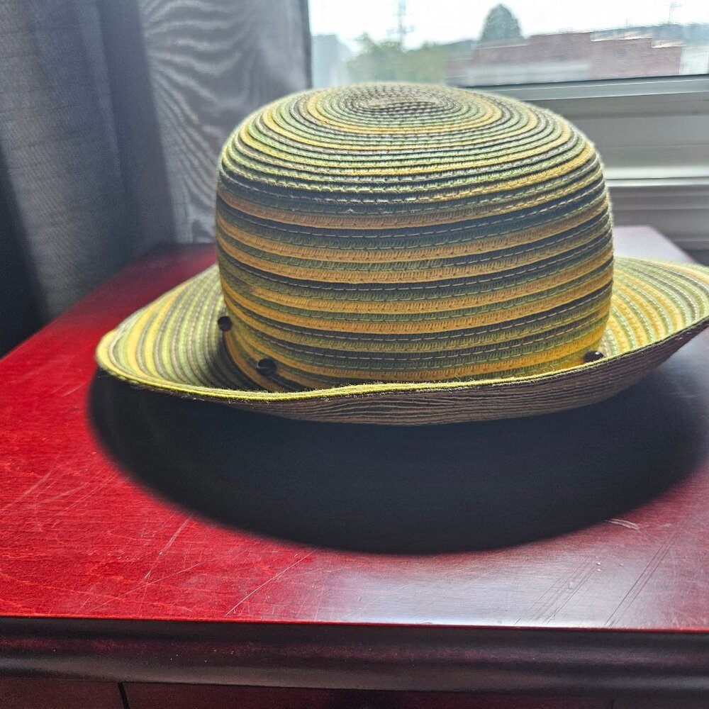 Hat - Picture 3 of 3